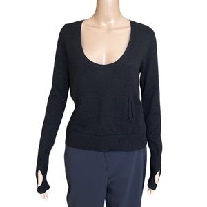 SI-IAE Black Cashmere Sweater Back Buttons Thumb Holes Scoop Neck Size M